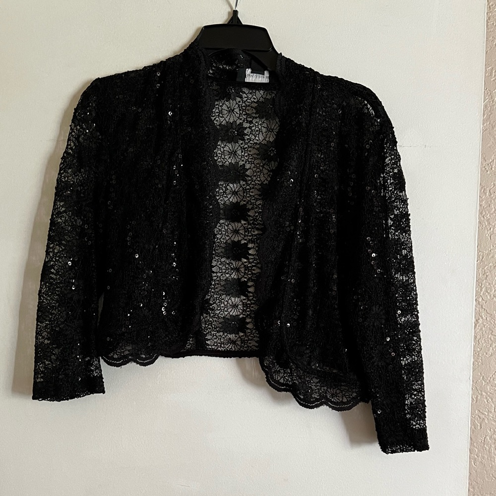 Lace shrug, black, size M